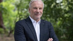 Le président de la Fédération suisse du voyage (FSV), Martin Wittwer, table sur une baisse de moitié de l'activité avec les Etats-Unis en 2026. (archive)