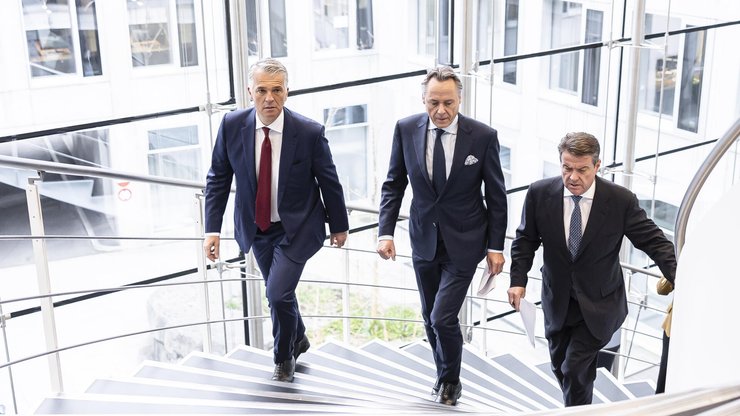 Sergio P. Ermotti, Ralph Hamers, et Colm Kelleher