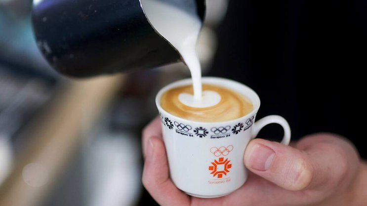 Le cours du café arabica a atteint mercredi son niveau le plus haut depuis près de cinquante ans, l'offre étant limitée en raison d'inquiétudes sur les récoltes au Brésil, touché cette année par d'importantes sécheresses. (archives)