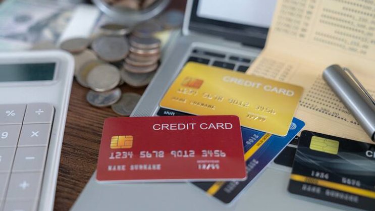 Nous recherchons les meilleures banques et les meilleures cartes de crédit de Suisse.