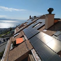 Younergy Solar est le plus grand propriétaire de centrales solaires photovoltaïques de Suisse par le nombre de sites que la société gère, soit plus de 480 projets solaires en exploitation.