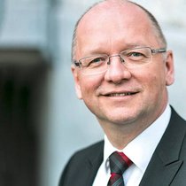 Nils Aggett, responsable du département Pension Services chez UBS.