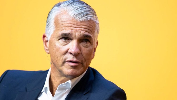 Interrogé par l'agence AWP, UBS n'a ni confirmé ni infirmé l'information, son patron, Sergio Ermotti, considérant qu'il était "résolument prématuré de commenter tout scénario potentiel" (archives).