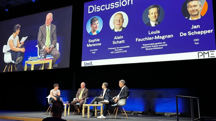 Entre pression technologique, mutation des métiers et nouvelles attentes clients, le secteur bancaire suisse amorce une transformation structurelle.
