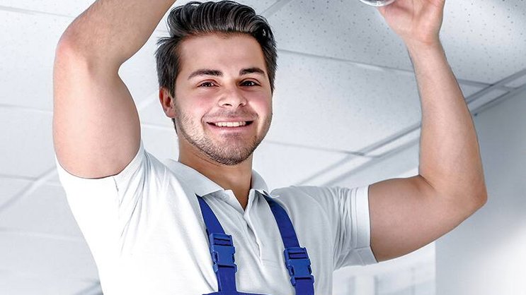 La plateforme zurichoise Mila propose des services techniques pour des appareils électroniques.