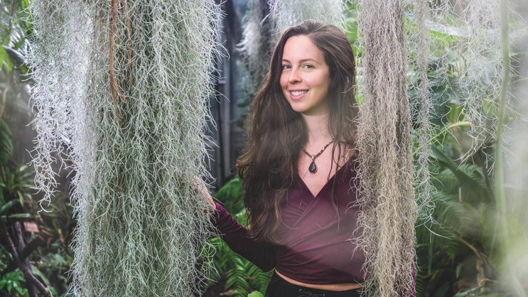Louisa Saratsiotis commercialise ses produits ménagers naturels et bios dans des épiceries et des marchés.
