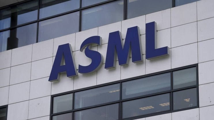 Entre avril et fin juin, le bénéfice net d'ASML a bondi a à 2,3 milliards d'euros, contre 1,6 milliard d'euros à la même période l'an passé (archives).