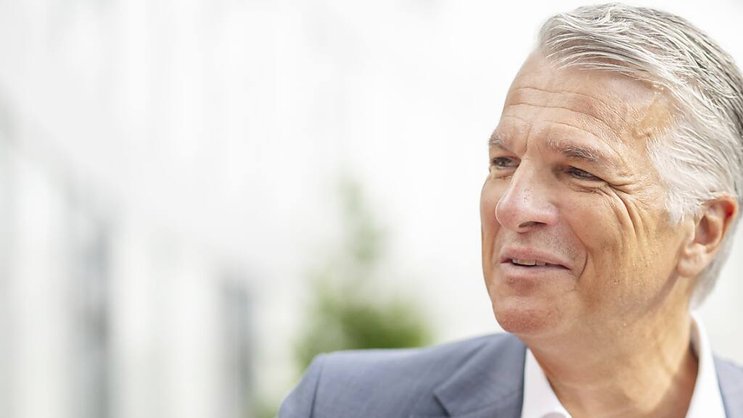 L'UDC tessinois Tito Rossi compte sur les liens du banquier le plus en vue du moment avec son canton d'origine pour atténuer l'impact potentiel sur l'emploi local de l'absorption de Credit Suisse par UBS. (archive)