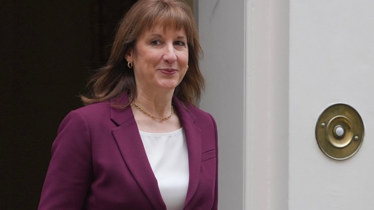 La Chancelière de l'Échiquier Rachel Reeves doit composer avec un environnement incertain, marqué par la guerre commerciale et le conflit au Moyen-Orient (archives).