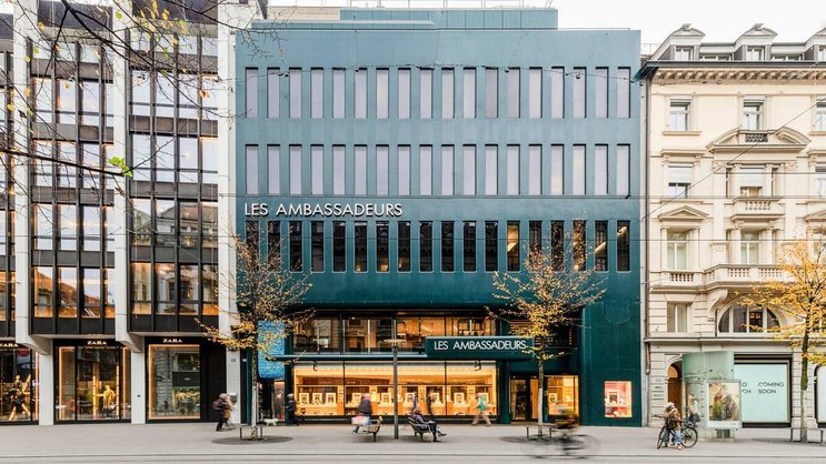 Les Ambassadeurs devront se séparer de leur magasin sur la Bahnhofstrasse à Zurich, ainsi que celui de la rue du Rhône à Genève.