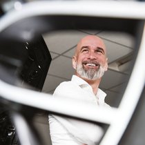 Après les voitures de luxe, Daniel Knoepfel se lance dans le chocolat en reprenant en juin 2018 la chocolaterie Jacot.