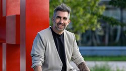 Frédéric Dreyer souligne que toute révolution ou transition passe par trois phases: elle est d'abord qualifiée de ridicule, puis de dangereuse avant de s'imposer comme une évidence.