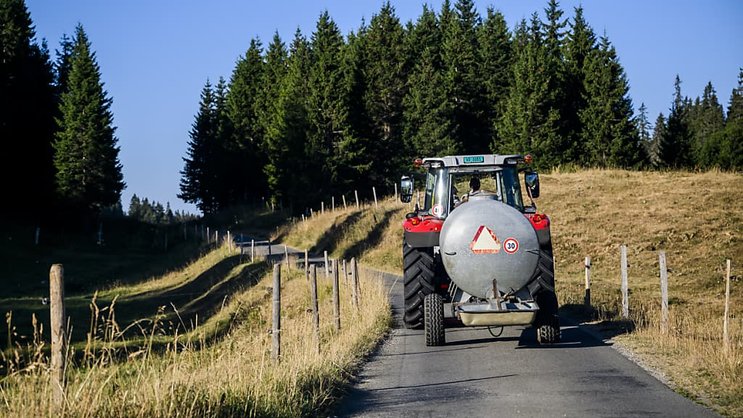 Deux personnes sont décédées lors du renversement d'un tracteur ou un transporteur (archives).