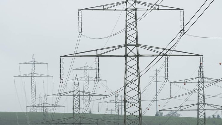 La réduction des différences de couverture sur trois ans ne sont pas respectées par certains gestionnaires de réseau électrique suisse, selon la Commission fédérale de l'électricité (archives).