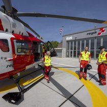 Le nouvel hélicoptère de la Rega est un appareil de type Airbus H145 D3. Il est destiné aux bases romandes de la Garde aérienne suisse de sauvetage, ici à Genève (Archives).