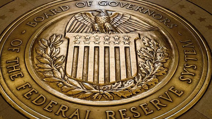 La Fed tente depuis plus d'un an de faire cesser cette flambée des prix. Pour cela, elle dispose d'un outil très efficace, mais qui agit à retardement: la hausse des taux. (AP Photo/Andrew Harnik, File)