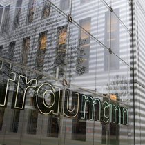 Entre juillet et septembre, le chiffre d'affaires de Straumann a grimpé de 8,3% sur un an à 602,2 millions de francs, contre 585,5 millions sur la même période en 2024, indique mercredi dans un communiqué le fabricant d'implants dentaires, dont le siège est à Bâle.