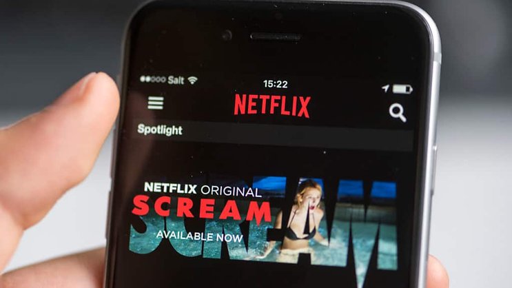 Netflix met fin au partage d'abonnements dans une centaine de pays. En Suisse, il faudra débourser 5,90 francs supplémentaires par mois pour autoriser un invité à utiliser un compte.