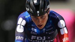 La cycliste genevoise et ancienne kayakiste olympique Elise Chabbey a remporté, en 2025, le dernier Tour de Romandie féminin. Lors de cette édition, les sponsors étaient près d'une trentaine dont le groupe de recyclage Bader, la Banque du Léman, les montres Tissot et les cosmétiques C-Derma, notamment.