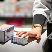 Sandoz veut fermer un centre de développement de génériques sur son pôle de production autrichien de Kundl, affectant une centaine d'emplois. (archives)