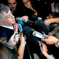 L’ex-dirigeant de France Télécom, Didier Lombard, est accusé d’avoir mené «une politiquede déstabilisation» des salariés.