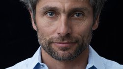 Nicolas Hale-Woods: «Les stations de montagne se rendent compte que l’hiver ne suffit plus.»