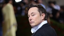 Elon Musk essaie de se rapprocher le plus possible du génie. Mais cela complique le leadership au sens classique du terme.