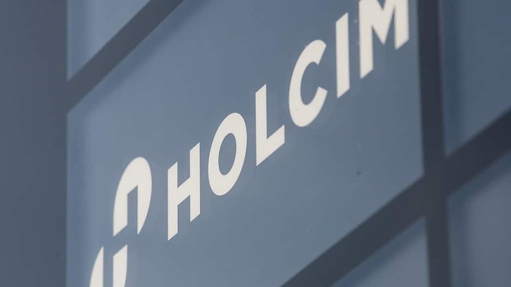 Le géant zougois des matériaux de construction n'a de cesse ces dernières années de renforcer ses activités dans le domaine de l'enveloppe des bâtiments. (archive)