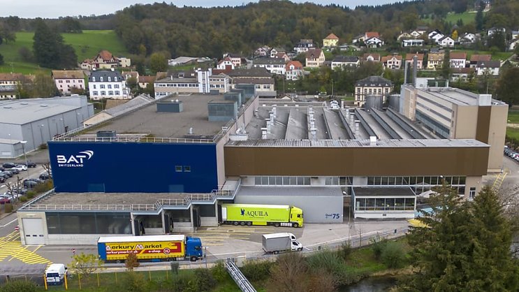 "La direction de BAT doit tout mettre en ½uvre pour sauvegarder les emplois et l’activité industrielle à Boncourt (JU)", estiment les syndicats Unia et Synia.