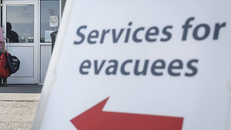 La ville touristique de Jasper a été en partie détruite par les flammes. La population présente avait auparavant été évacuée en direction de Calgary.