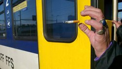 L’interdiction de fumer dans les trains il y a 20 ans a nettement amélioré la propreté et le confort (photo d'illustration).