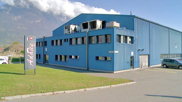 AdaTis, entreprise active dans le secteur automobile, pourrait mettre la clé sous la porte en octobre et envoyer ainsi ses 48 employés au chômage.