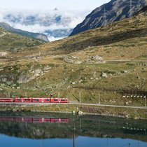 La ligne de la Bernina se prépare à devoir réguler, voire limiter, l'afflux de touristes pendant les fêtes de fin d'année (archives).