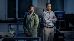 Pietro Maoddi et Marco Letizia ont cofondé Aesyra, une start-up qui développe des gouttières dentaires intelligentes destinées à traiter le bruxisme nocturne (grincement des dents durant la nuit) et l’apnée du sommeil.