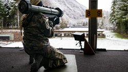 Dans les prochaines années, l’armée devra moderniser son matériel et ses infrastructures, générant de nombreuses commandes publiques, dont une part sera destinée aux PME.