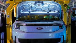Les constructeurs Renault et Ford ont noué un partenariat pour le développement et la production, sur un site du groupe français, de deux voitures électriques Ford destinées au marché européen. (archives)