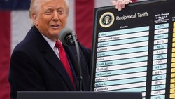 La Suisse a fini par "courber l'échine" devant Donald Trump, estiment certains médias (archives).