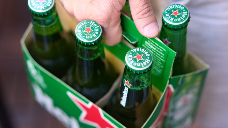 Face à "une période économique et politique turbulente", Heineken veut doper sa rentabilité en biffant entre 5000 et 6000 emplois (archives).