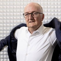 Dans les années 1990, le fabricant Jura (photo: son CEO Emanuel Probst) a opéré un virage stratégique majeur: il a abandonné les équipements électroménagers pour se concentrer sur les machines à café automatiques à destination des particuliers.