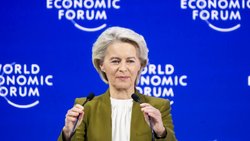 La présidente de la Commission européenne Ursula von der Leyen a réagi aux menaces du président américain Donald Trump sur le Groenland mardi à Davos.