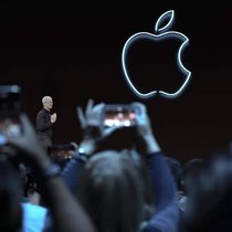 Cinq sociétés (Apple, Microsoft, Amazon, Nvidia et Google) représentent aujourd’hui 23% du S&P 500, et même 44% du Nasdaq 100!