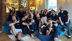Kinastic La société née en 2016 à Zurich se distingue de ses concurrents par son orientation, pluridisciplinaire.