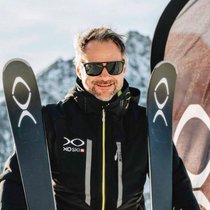 Stéphane Exartier est un fin connaisseur des équipements de ski, un domaine qui continue à croître: +2,7% d’ici à 2029, pour une valeur estimée à 105,44 millions de dollars dans cinq ans, selon Data Bridge.