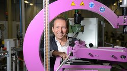 Pour Olivier Collet, CEO de FKG Dentaire, l'innovation reste la meilleure arme pour conserver sa place sur le marché.