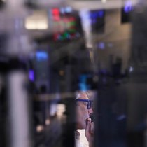 Les décisions d’investissement se jouent autant sur la maîtrise des risques que sur la capacité à rester discipliné face aux fluctuations des marchés.