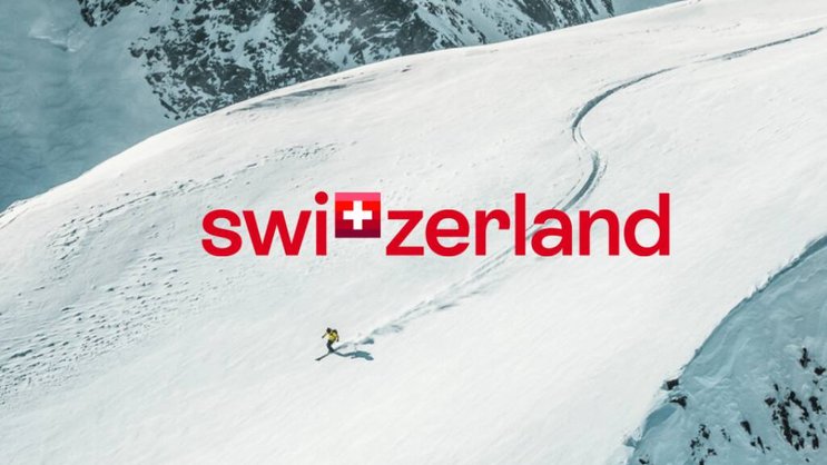 Pour Suisse Tourisme, le nouveau logo "Switzerland" - exclusivement en anglais – "constitue la base logique pour la marque de la destination de vacances et de voyage qu’est la Suisse".