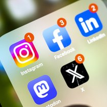 Le Royaume-Uni envisage d'interdire les réseaux sociaux pour les adolescents (image d'illustration).