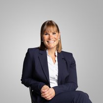 Carole Moos