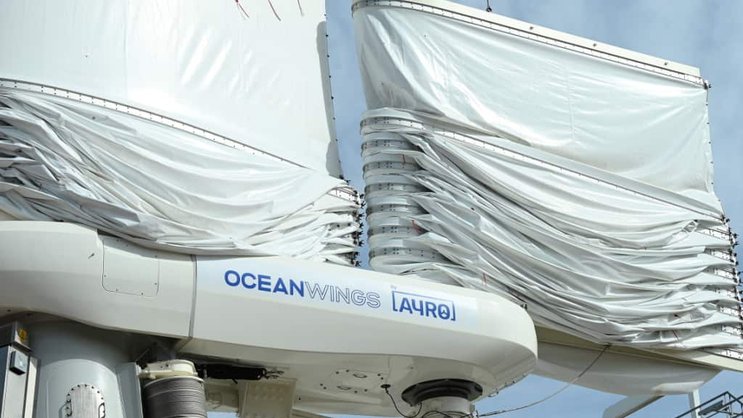Les voiles à enrouleur du "Canopee", premier cargo commercial à voile au monde, ont été conçues par Ariane Group, notamment pour transporter les pièces de ses fusées Ariane 6.