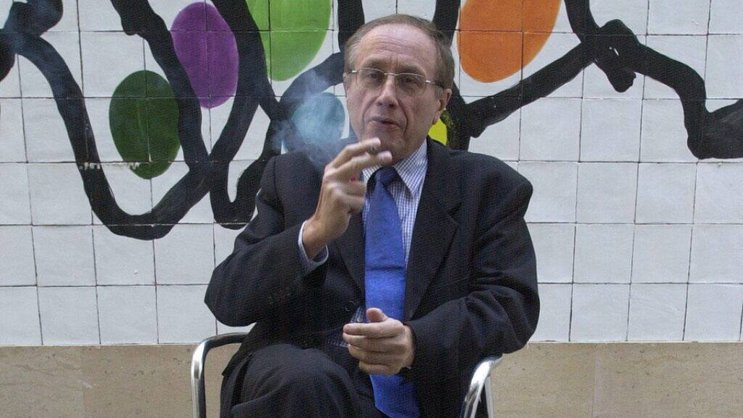 Journaliste et militant, au Monde diplomatique ou à Attac, Bernard Cassen est décédé.